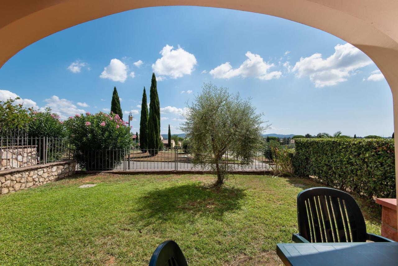 Aparthotel Le Corti Di Montepitti 3*