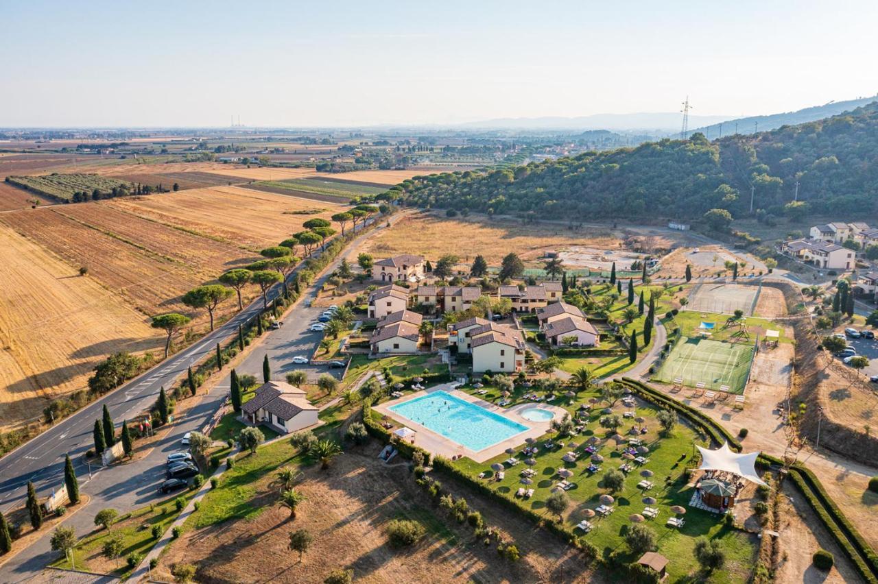 Aparthotel Le Corti Di Montepitti 3*